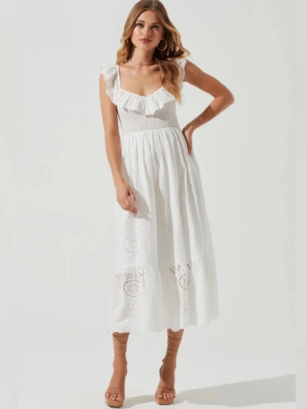 ASTR The Label The Cottage Eyelet MIDI Dress in White, Womens S